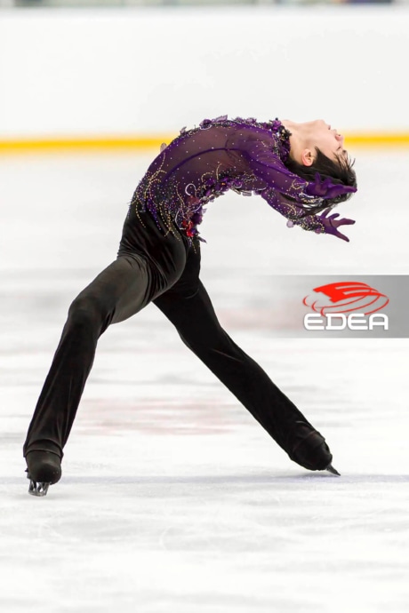 Ice Gallery Skates U.S.